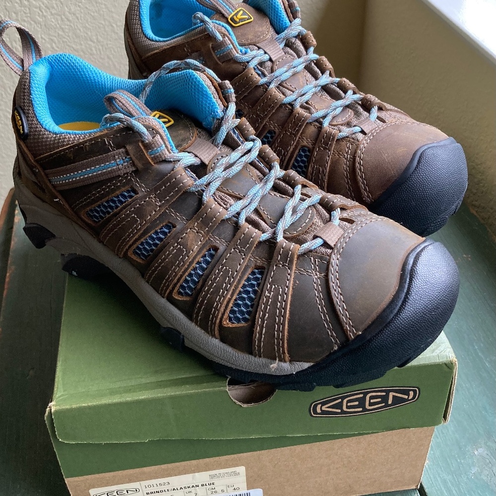 Keen Voyageur - New, Women’s 9.5 (EU 40)